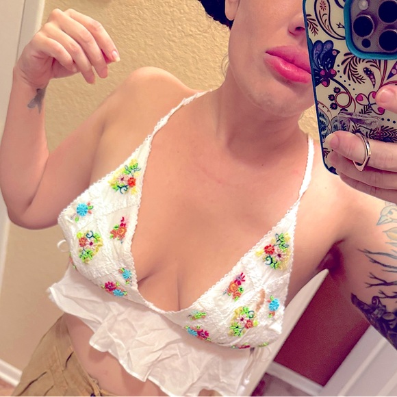 NEW w TAGS — FREE PEOPLE Intimately white intricately beaded top. RARE - Picture 2 of 8